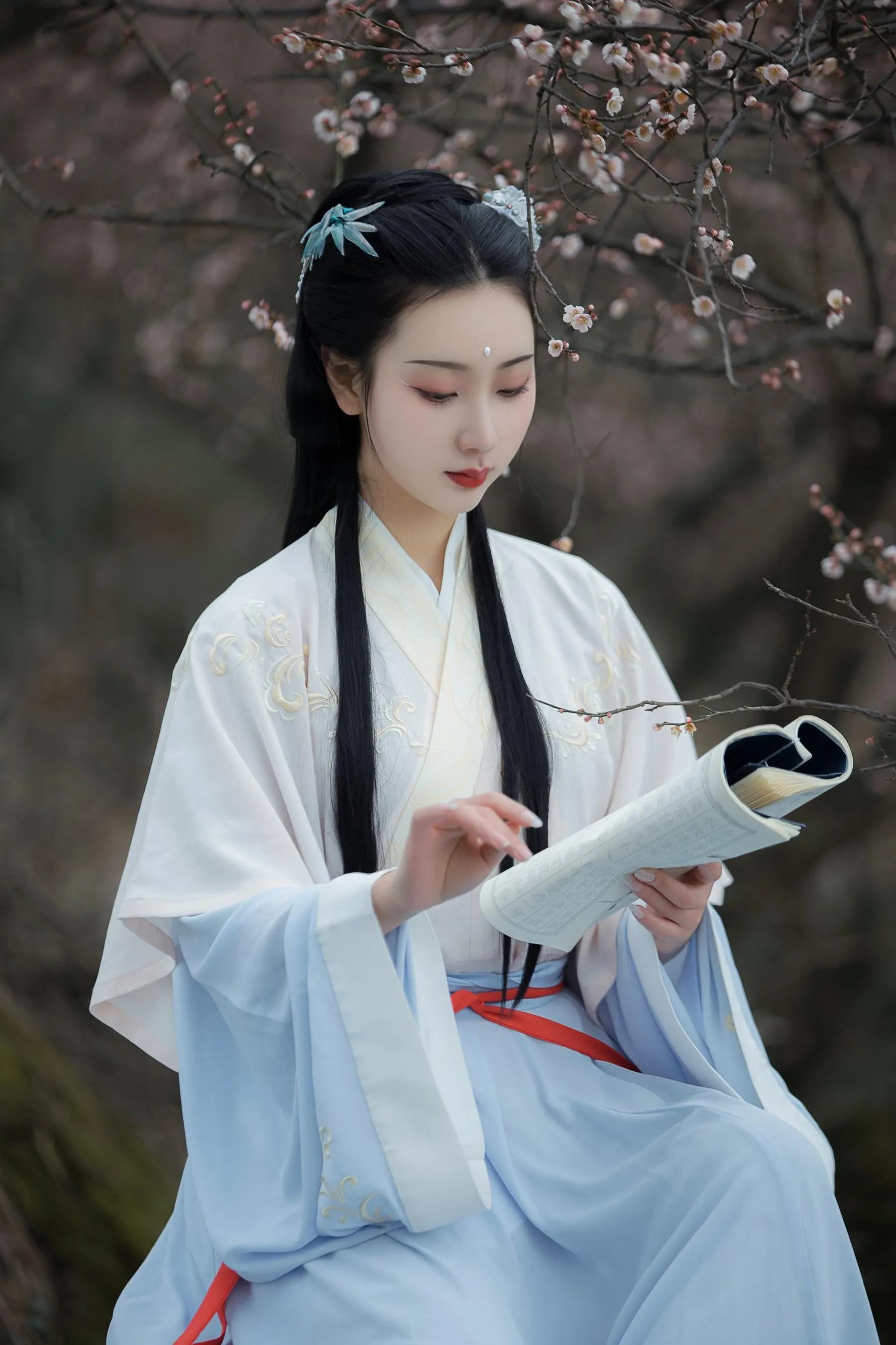 [艺图语] 2022.05.25 清佳 清音音音音 [27P]插图1